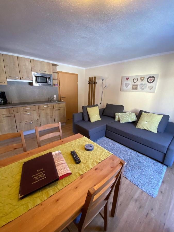 Haus Alpenrose Apartment Waidring Bagian luar foto